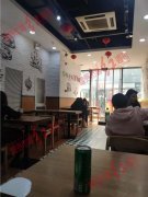 “麻辣烫第一股”杨国福对标星巴克，要走时尚蹊径？或意在“收割”5000多家