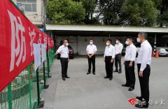  僵持抓好双统筹打赢疫情遭遇战 一连固定晋升经济不变向好势头