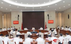  尽心尽力防风险保安详护不变促成长 为维护安详不变大局孝敬更多无锡气力