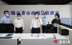  杜小刚中秋节查抄值班值守、都市打点、疫情防控等环境：始终保持在岗亭在