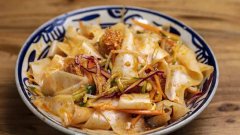 净利润负增长活泼买家淘汰 阿宽食品如何再造网红爆款